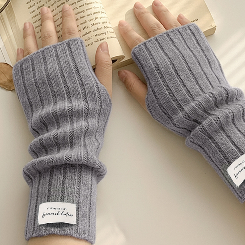 ถุงมือถักแบบไม่มีนิ้วสำหรับฤดู - Wool Glove Lined บทวิจารณ์และราคา